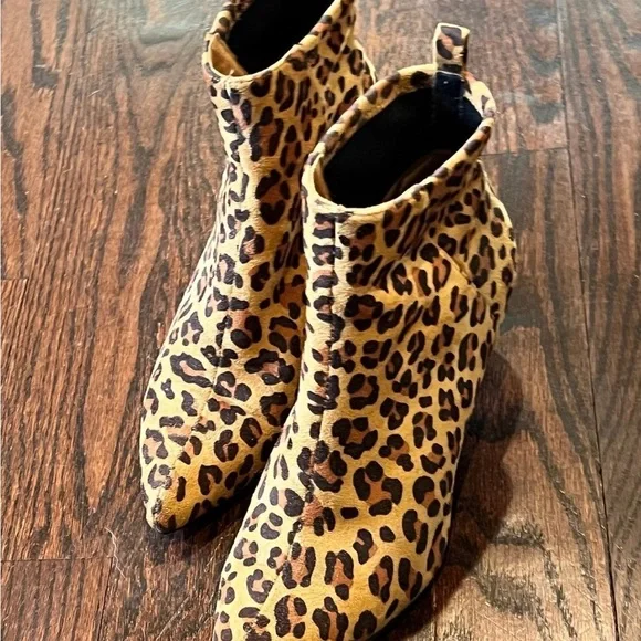 BC-Born in California-Vegan Leopard Print Ankle Boots - Size 7.5 - Picture 3 of 11